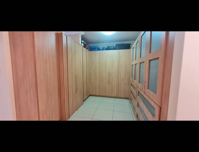 4 BEDROOM GOLF ESTATE FOR SALE IN BLUE VALLEY GOLF ESTATE